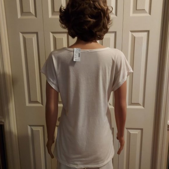 MAURICES OFF WHITE W/PURPLE/LAVENDER/BLACK/GRAY FLORAL DESIGN TOP SIZE S NWT - Picture 4 of 7